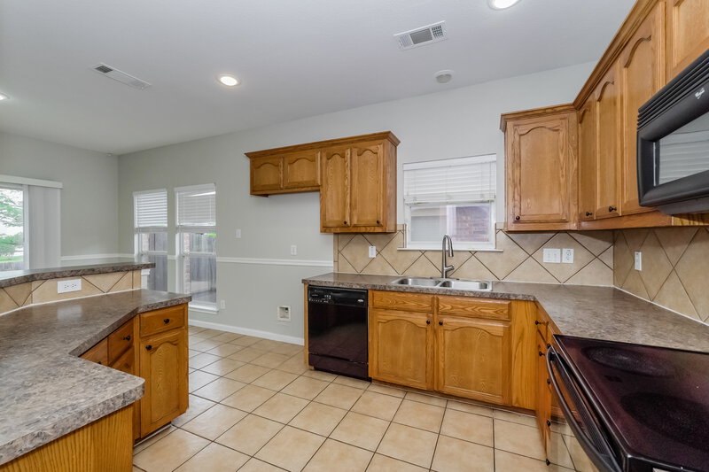 2,165/Mo, 6357 Claire Dr Fort Worth, TX 76131 Kitchen View