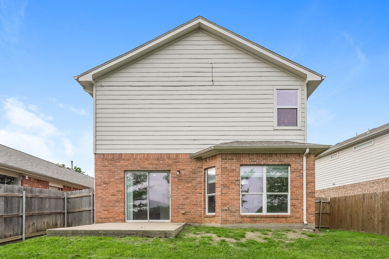 2,165/Mo, 6357 Claire Dr Fort Worth, TX 76131 Rear View