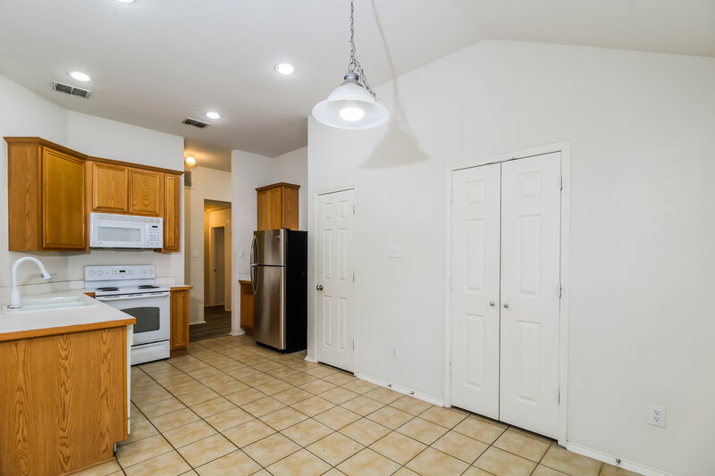 2,065/Mo, 1348 Barrel Run Haslet, TX 76052 Kitchen View