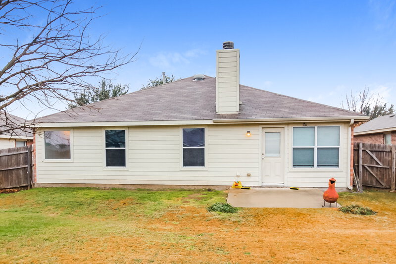 2,065/Mo, 1348 Barrel Run Haslet, TX 76052 Rear View