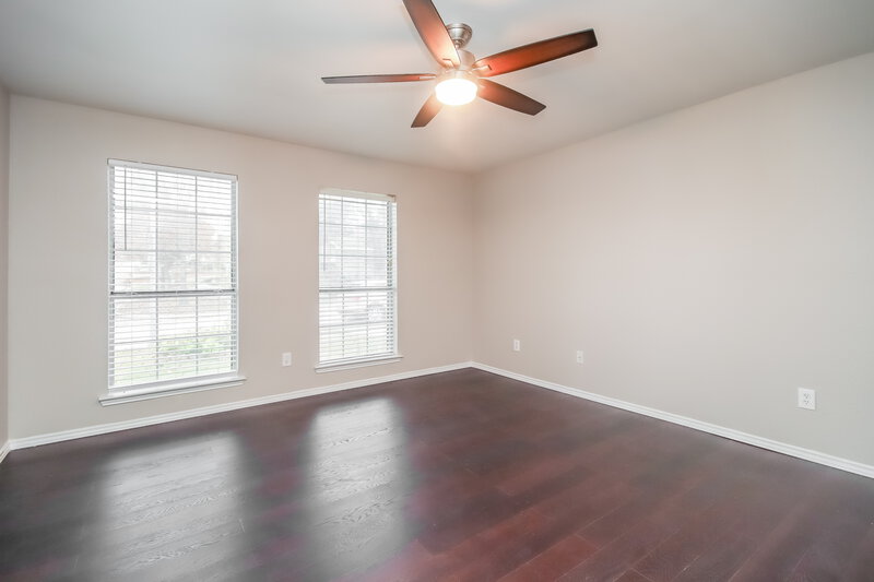 2,105/Mo, 10824 Deauville Cir N Fort Worth, TX 76108 Main Bedroom View 2