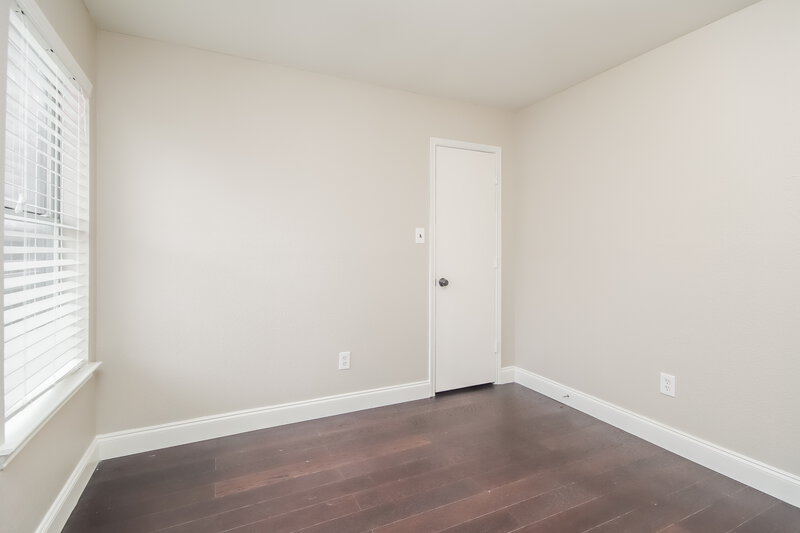 2,105/Mo, 10824 Deauville Cir N Fort Worth, TX 76108 Bedroom View