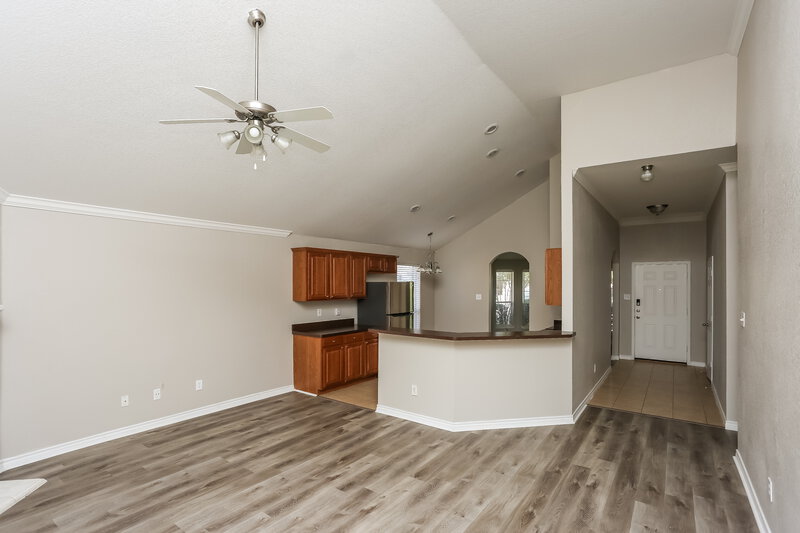 2,245/Mo, 613 Aeronca Dr Saginaw, TX 76179 Living Room View 2
