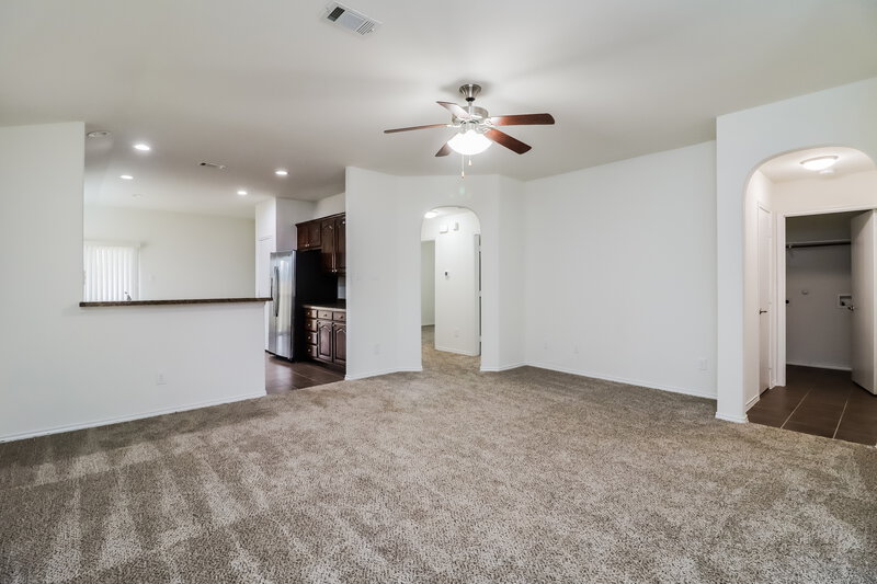 1,970/Mo, 1013 Sunderland Ln Fort Worth, TX 76134 Living Room View 3