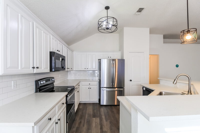2,555/Mo, 8150 Jolie Dr Fort Worth, TX 76137 Kitchen View