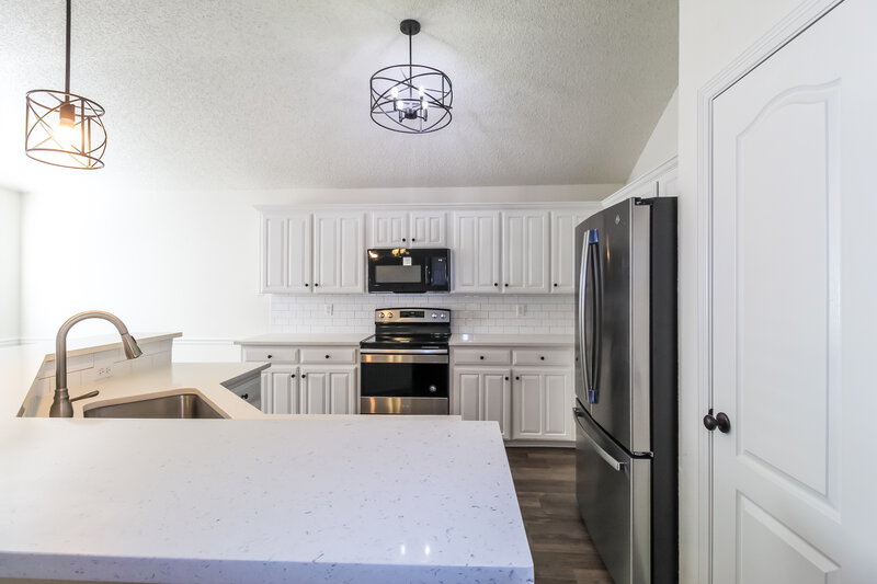 2,555/Mo, 8150 Jolie Dr Fort Worth, TX 76137 Kitchen View 2