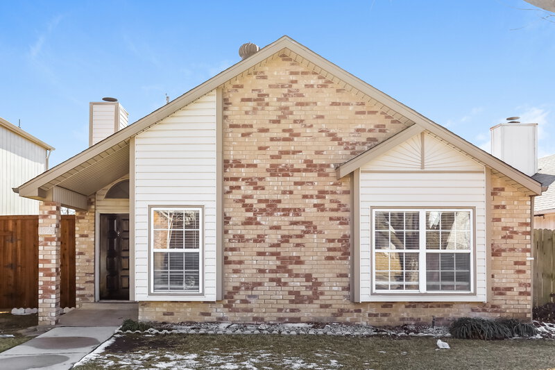 2,430/Mo, 1324 Cedar Ridge Dr Lewisville, TX 75067 External View