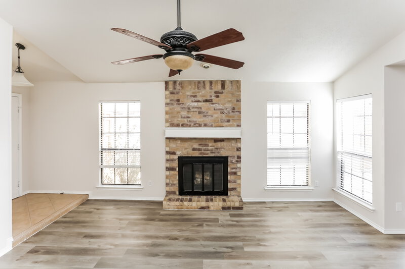 2,430/Mo, 1324 Cedar Ridge Dr Lewisville, TX 75067 Living Room View 2