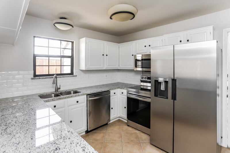 2,430/Mo, 1324 Cedar Ridge Dr Lewisville, TX 75067 Kitchen View