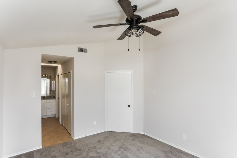 2,430/Mo, 1324 Cedar Ridge Dr Lewisville, TX 75067 Main Bedroom View 2