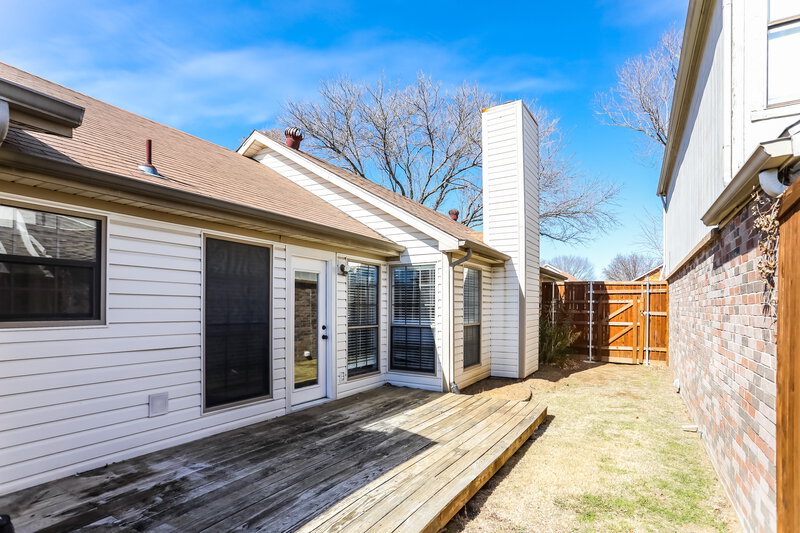 2,430/Mo, 1324 Cedar Ridge Dr Lewisville, TX 75067 Rear View