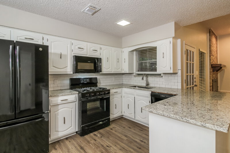2,395/Mo, 1936 Aspen Dr Lewisville, TX 75077 Kitchen View