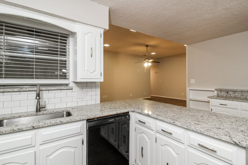 2,395/Mo, 1936 Aspen Dr Lewisville, TX 75077 Kitchen View 2