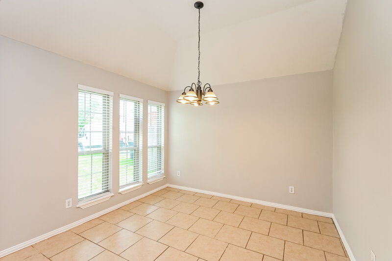 2,120/Mo, 9324 Cynthia Ct Fort Worth, TX 76140 Dining Room View
