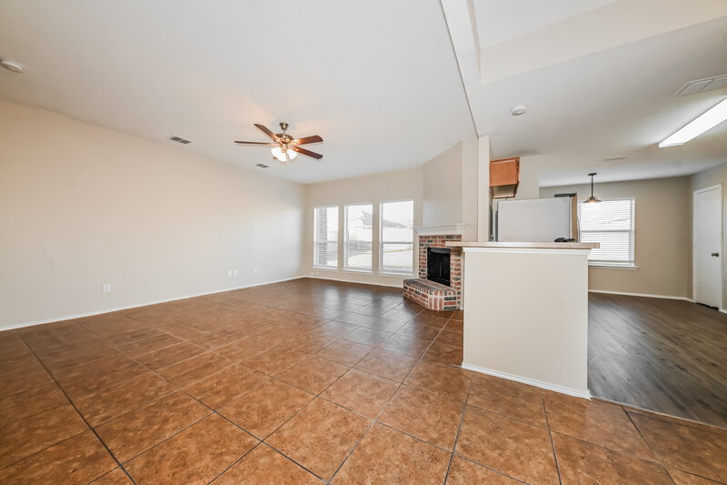 2,290/Mo, 210 Amherst Dr Forney, TX 75126 Dining Room View 2