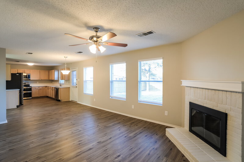 2,085/Mo, 16101 Hollyhill Ct Fort Worth, TX 76247 Living Room View 2