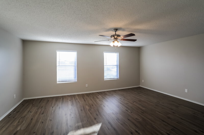 2,085/Mo, 16101 Hollyhill Ct Fort Worth, TX 76247 Main Bedroom View