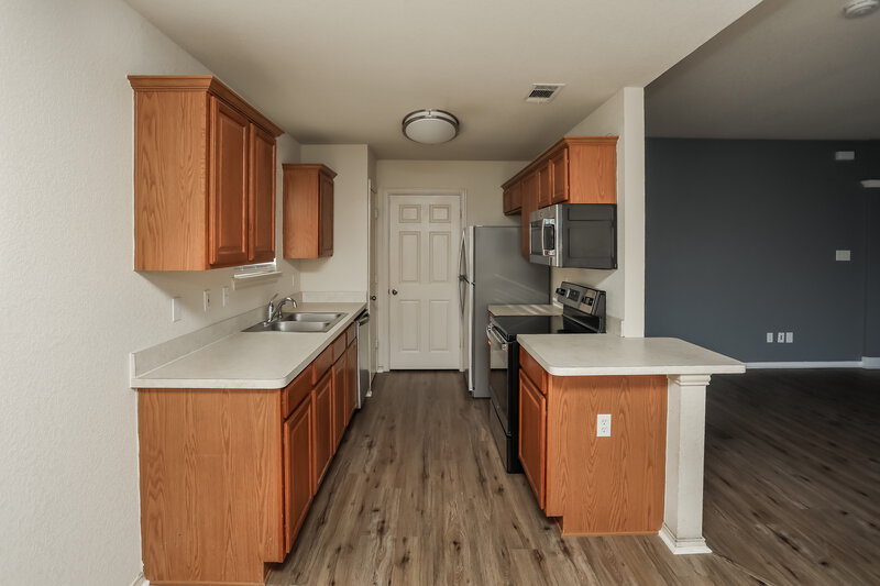 2,460/Mo, 1917 Sail Fish Dr Mansfield, TX 76063 Kitchen View