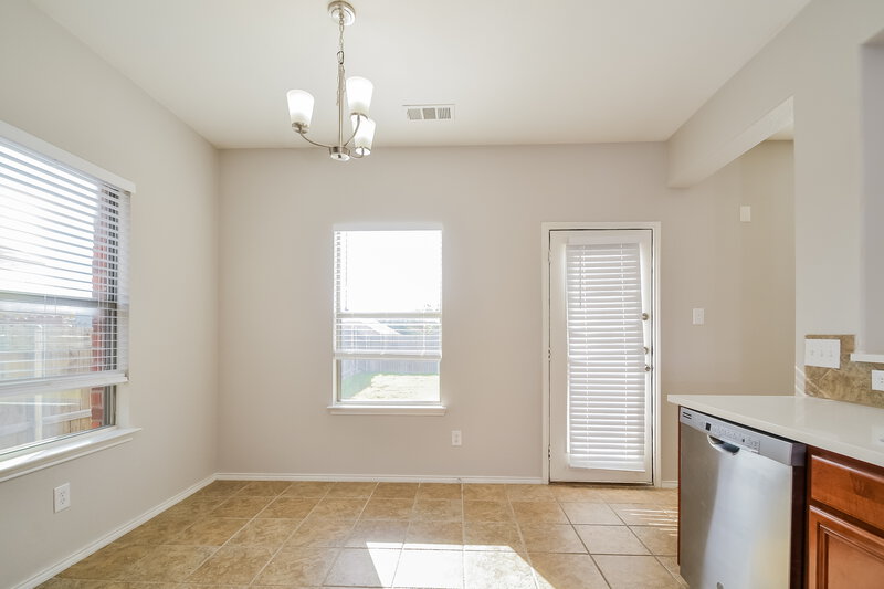 2,395/Mo, 2025 Hanakoa Falls Dr Anna, TX 75409 Dining Room View