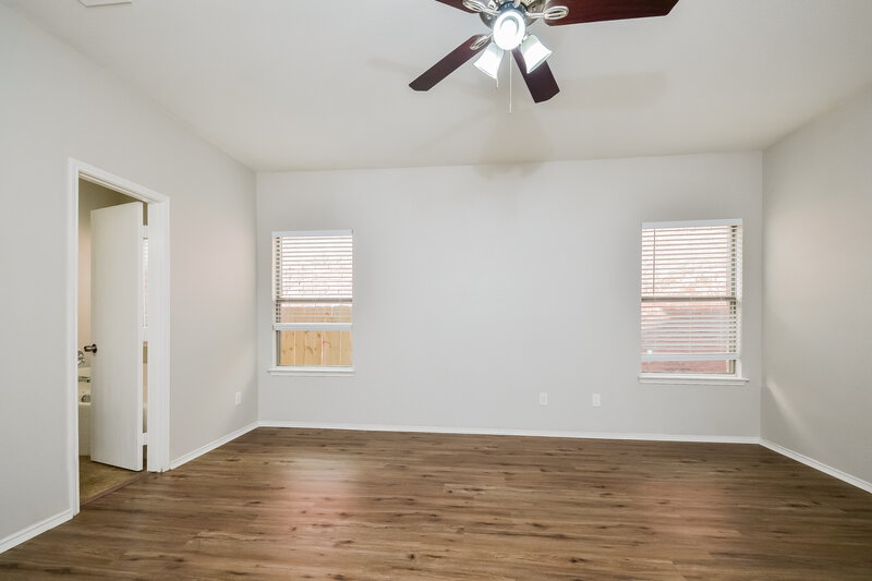 2,395/Mo, 2025 Hanakoa Falls Dr Anna, TX 75409 Main Bedroom View