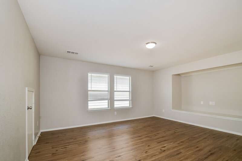 2,395/Mo, 2025 Hanakoa Falls Dr Anna, TX 75409 Loft View