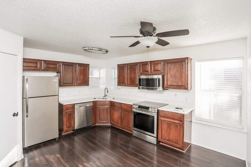 2,485/Mo, 4812 Mill Creek Trl Fort Worth, TX 76179 Kitchen View