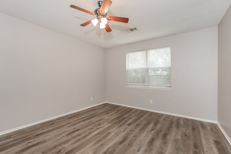 1,880/Mo, 2413 Wildwood Ln Denton, TX 76210 Main Bedroom View