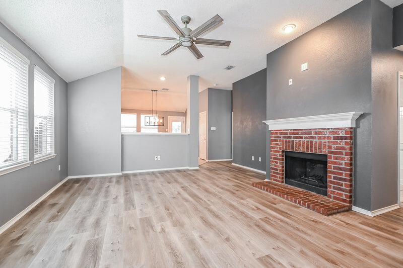 2,025/Mo, 512 Pinto Ln Forney, TX 75126 Living Room View 3