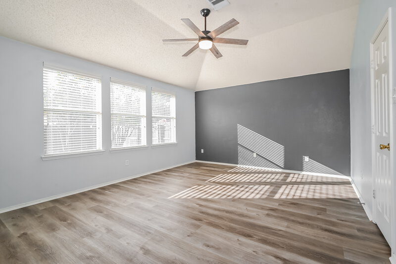 2,025/Mo, 512 Pinto Ln Forney, TX 75126 Main Bedroom View 2