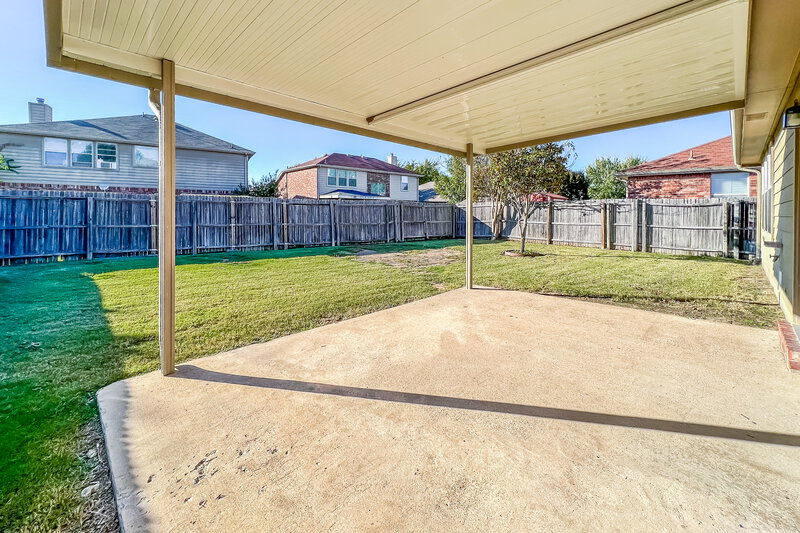 2,025/Mo, 512 Pinto Ln Forney, TX 75126 Covered Porch View