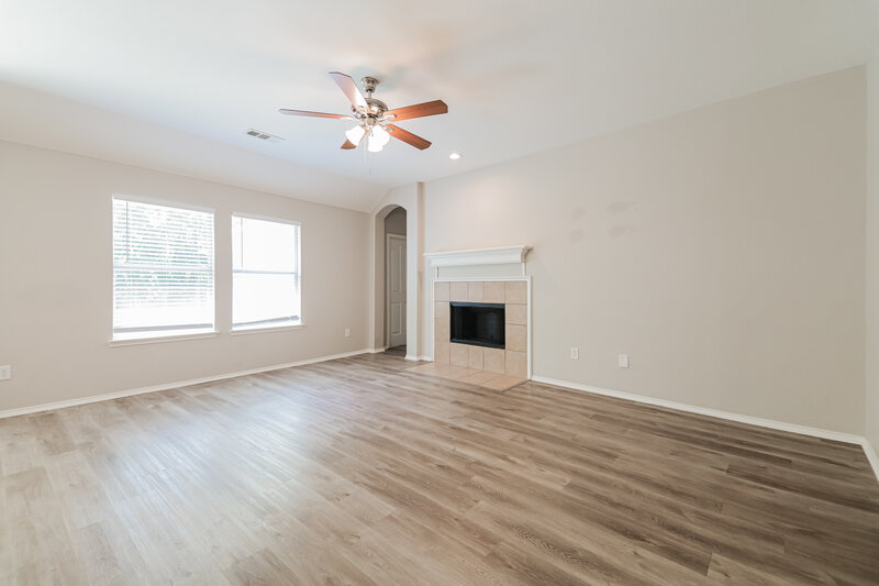 1,920/Mo, 904 Starling Ln Aubrey, TX 76227 Living Room View 2