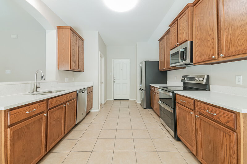 1,920/Mo, 904 Starling Ln Aubrey, TX 76227 Kitchen View