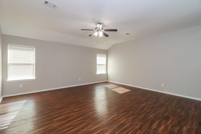 2,295/Mo, 8709 Pitchfork Ranch Rd Fort Worth, TX 76134 Living Room View