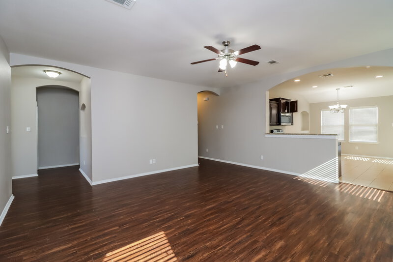 2,295/Mo, 8709 Pitchfork Ranch Rd Fort Worth, TX 76134 Living Room View 3