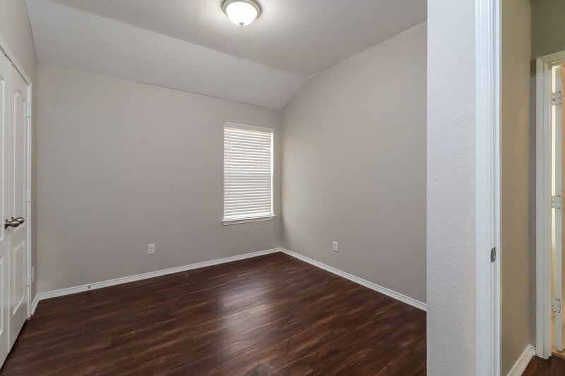 2,295/Mo, 8709 Pitchfork Ranch Rd Fort Worth, TX 76134 Bedroom View 2