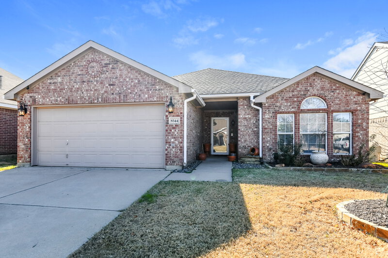 2,160/Mo, 8344 Bowspirit Ln Hurst, TX 76053 External View