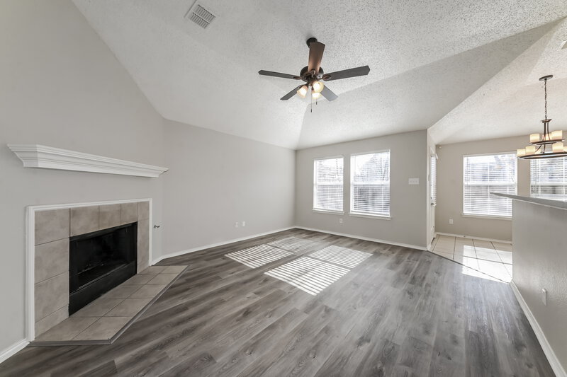 2,390/Mo, 1041 Singletree Dr Forney, TX 75126 Living Room View