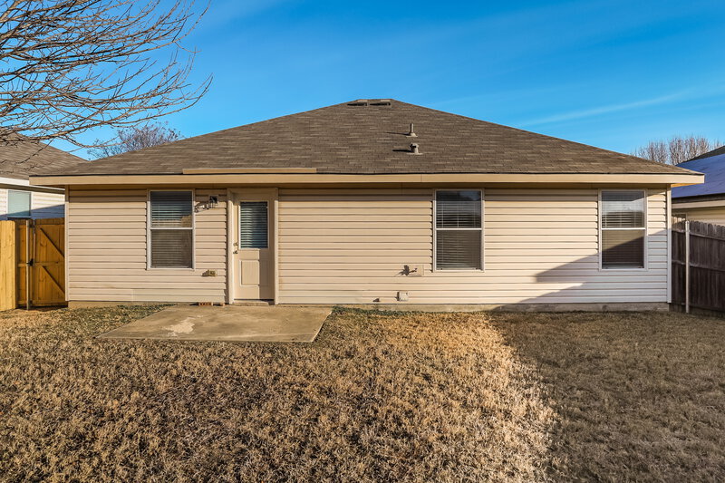 1,660/Mo, 845 Santa Rosa Dr Haslet, TX 76052 Rear View