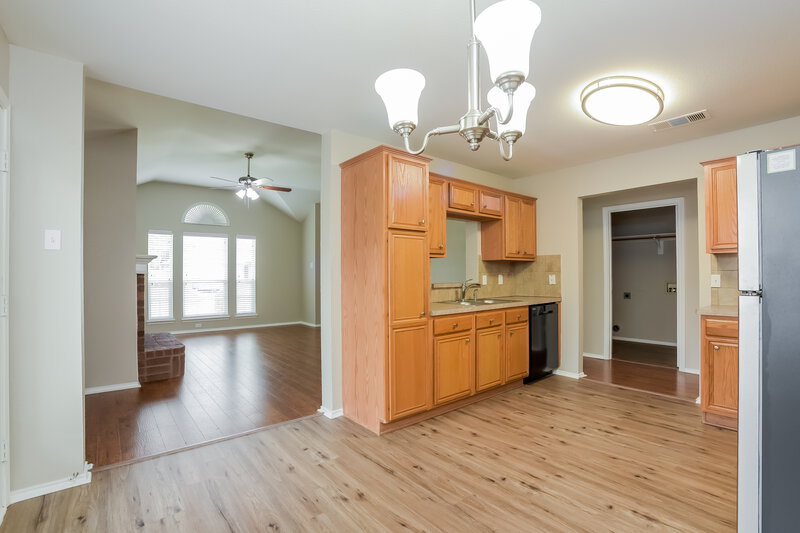 2,270/Mo, 1217 Embercrest Dr Midlothian, TX 76065 Breakfast Nook View