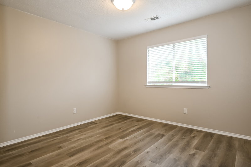2,465/Mo, 3320 Knoll Trl Balch Springs, TX 75180 Bedroom View