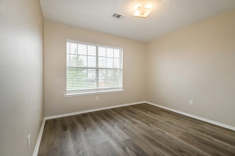 2,465/Mo, 3320 Knoll Trl Balch Springs, TX 75180 Bedroom View 2
