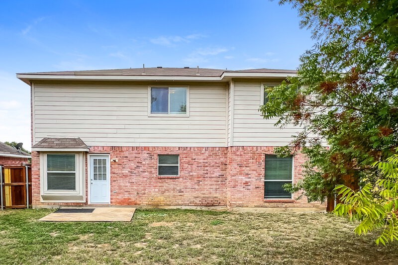 2,465/Mo, 3320 Knoll Trl Balch Springs, TX 75180 Rear View