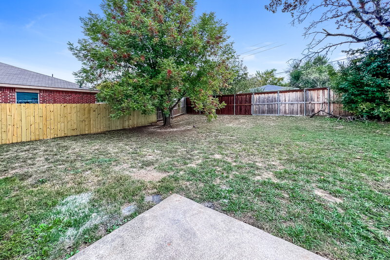 2,465/Mo, 3320 Knoll Trl Balch Springs, TX 75180 Exterior View