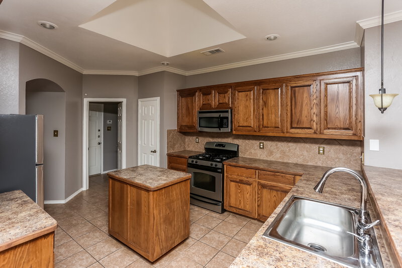 2,205/Mo, 5505 Paloma Ct Fort Worth, TX 76179 Kitchen View