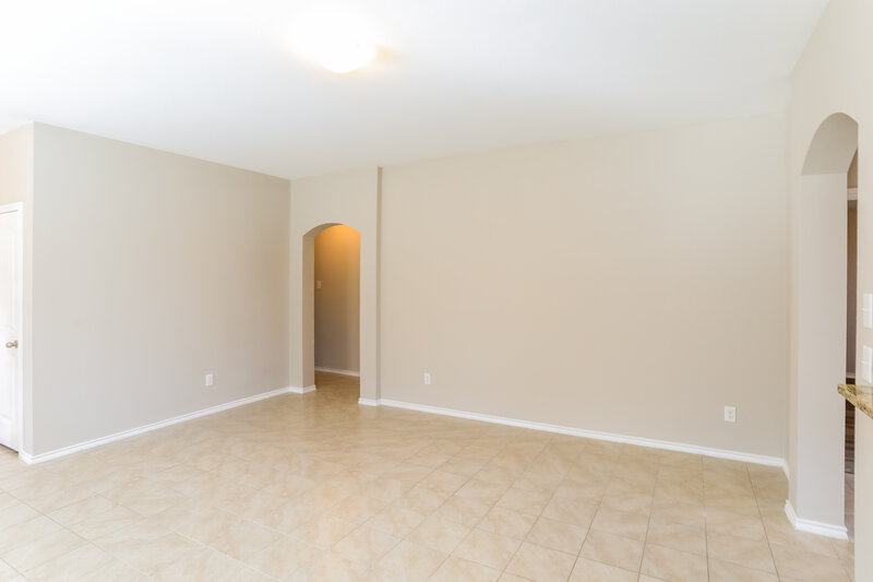 2,055/Mo, 1216 Basswood Ln Royse City, TX 75189 Living Room View 2