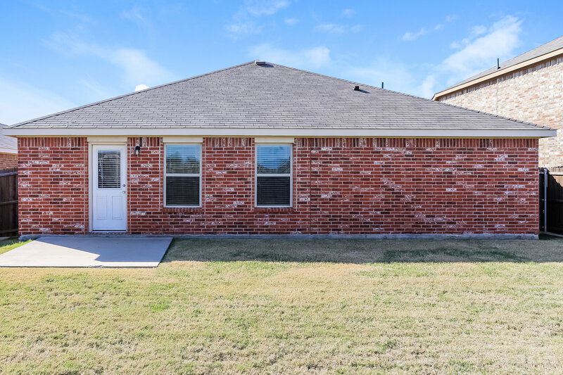 2,055/Mo, 1216 Basswood Ln Royse City, TX 75189 Rear View