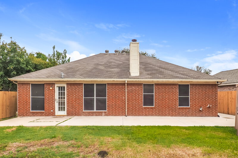 2,395/Mo, 317 Willowstone Trl Saginaw, TX 76179 Rear View