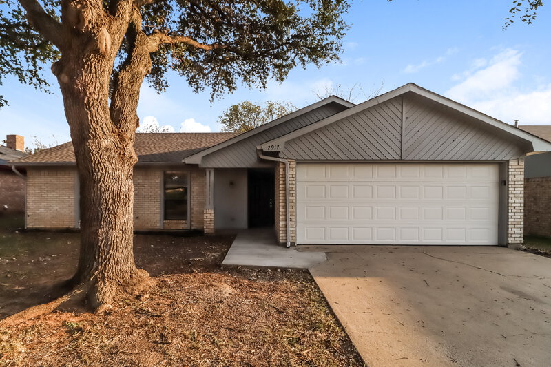 1,975/Mo, 2917 Green Ridge St Fort Worth, TX 76133 External View