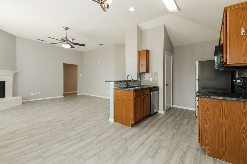 1,930/Mo, 2504 Castle Ridge Dr McKinney, TX 75071 Dining Room View