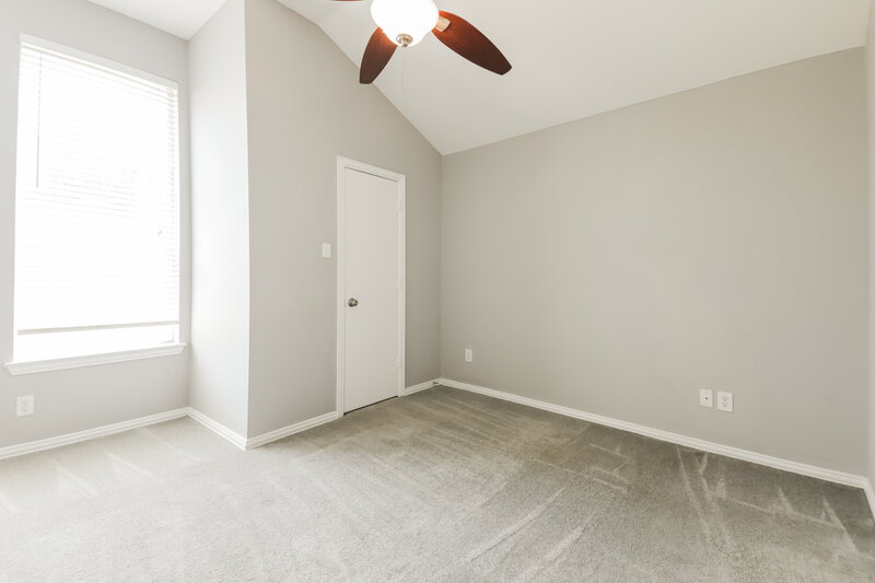 1,930/Mo, 2504 Castle Ridge Dr McKinney, TX 75071 Main Bedroom View
